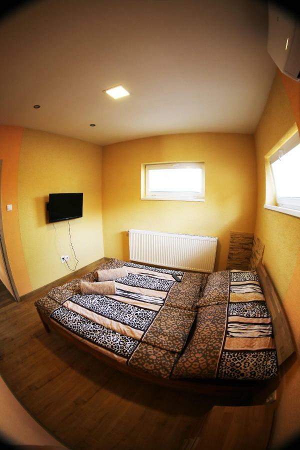 Apartmány Dimitra Štúrovo Exterior foto