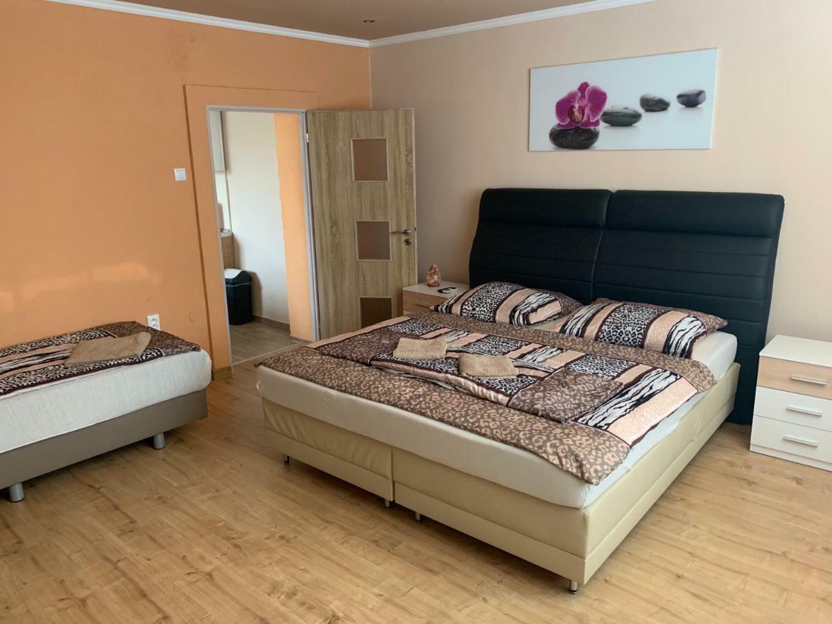 Apartmány Dimitra Štúrovo Exterior foto